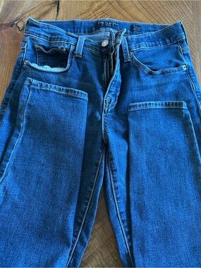 Lucky Brand Blue Denim midrise skinny Jeans with Leather Patch size 8/29 R